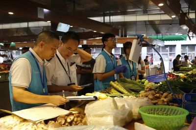 誰執法誰普法 | 普法履職報告評議系列 市市場監管局食品經營普法實踐